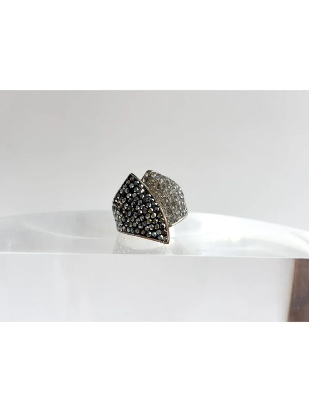 Modernist Folded Multi Rhinestone Brass Plated Malaysian Vintage Ring - sz 8